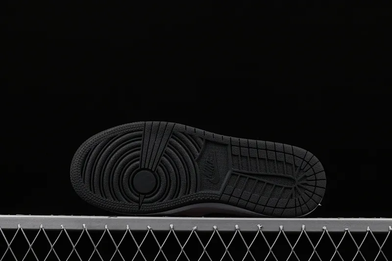All categories Air Jordan Jordan series basketball shoes Air Jordan 1 Mid Air Jordan 1 Mid GS AJ1 Joe 1 white black pink cherry blossom 555112-601